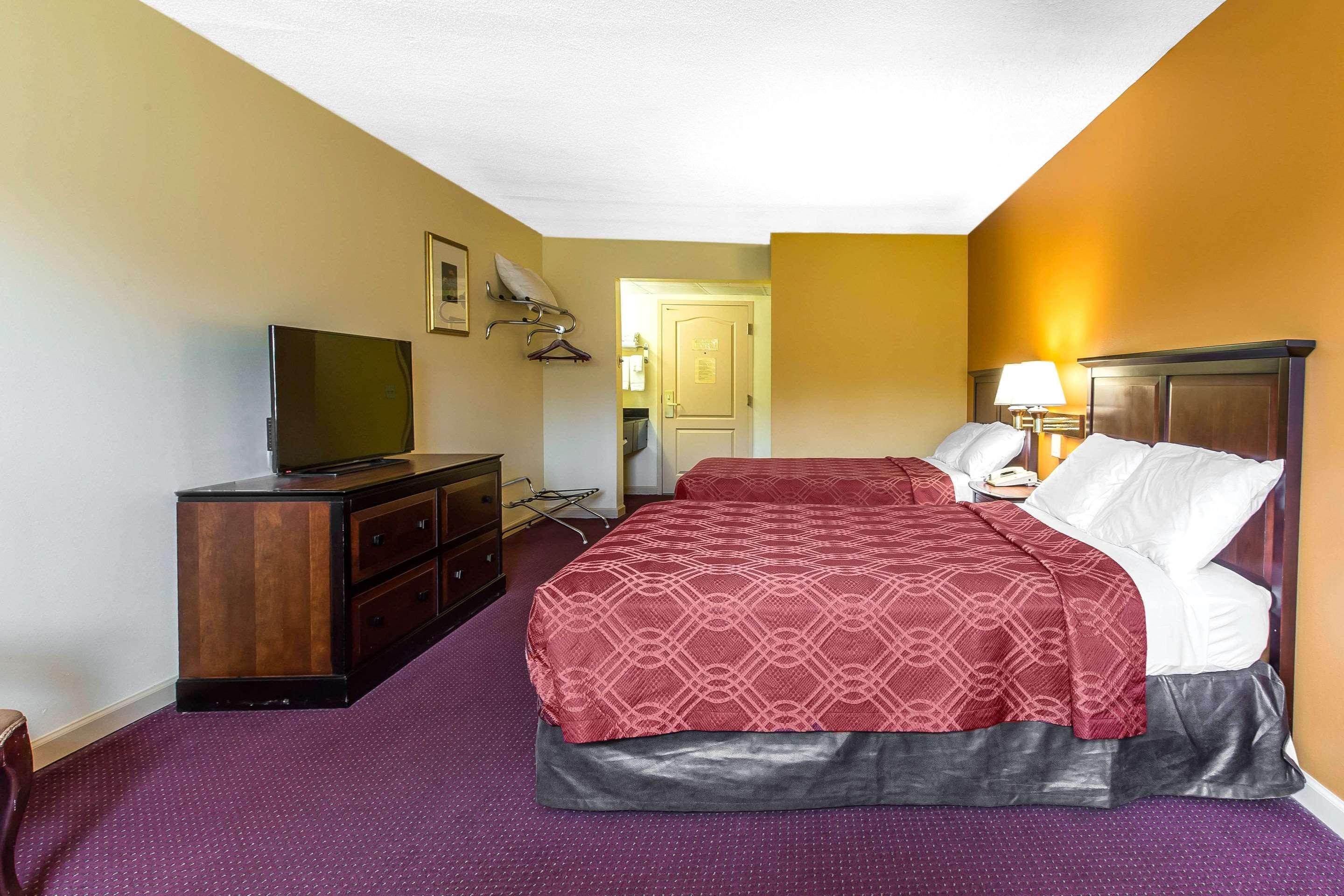 Econo Lodge At Six Flags Austell Exterior foto